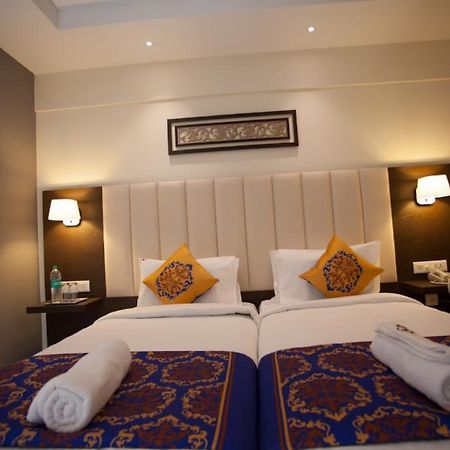 Hotel Ganpat Grand Palni Exteriér fotografie