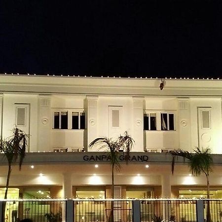 Hotel Ganpat Grand Palni Exteriér fotografie
