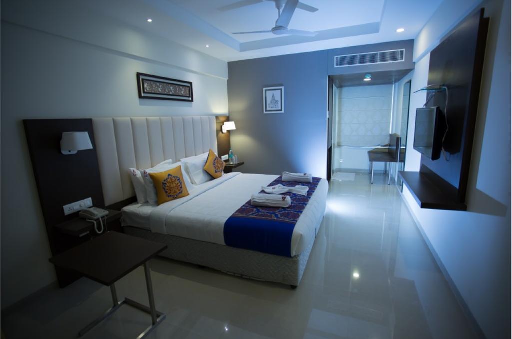 Hotel Ganpat Grand Palni Exteriér fotografie