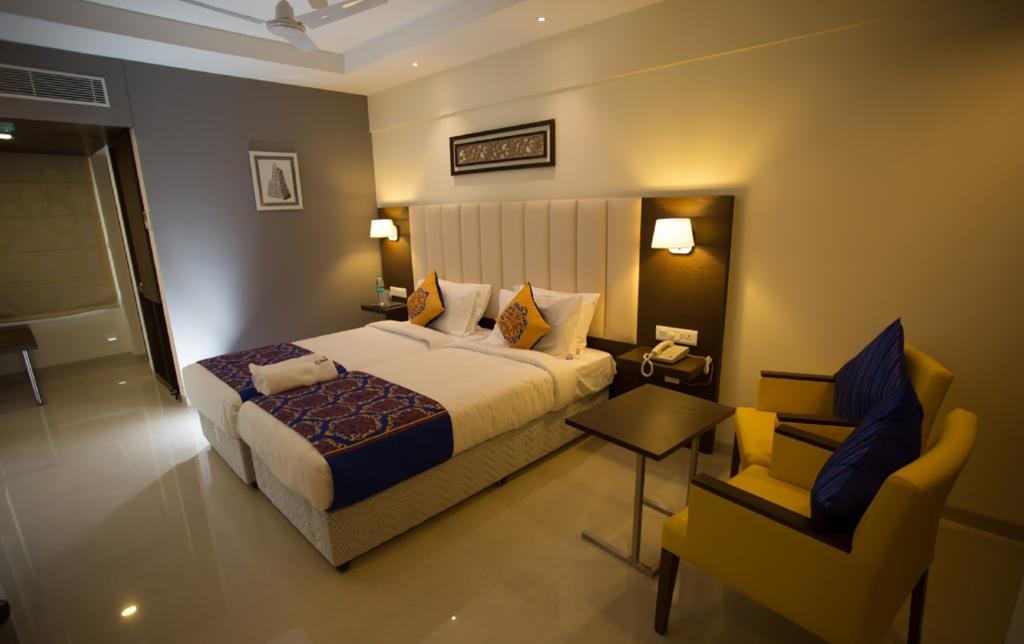 Hotel Ganpat Grand Palni Exteriér fotografie
